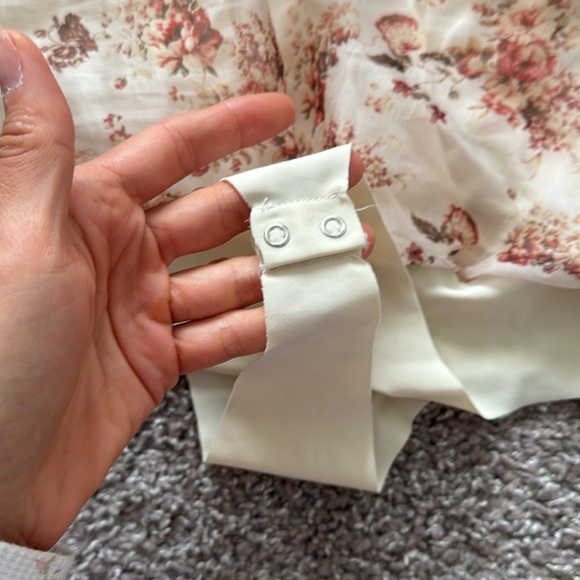 Cami NYC Louisa short sleeve silk floral bodysuit - Picture 9 of 9